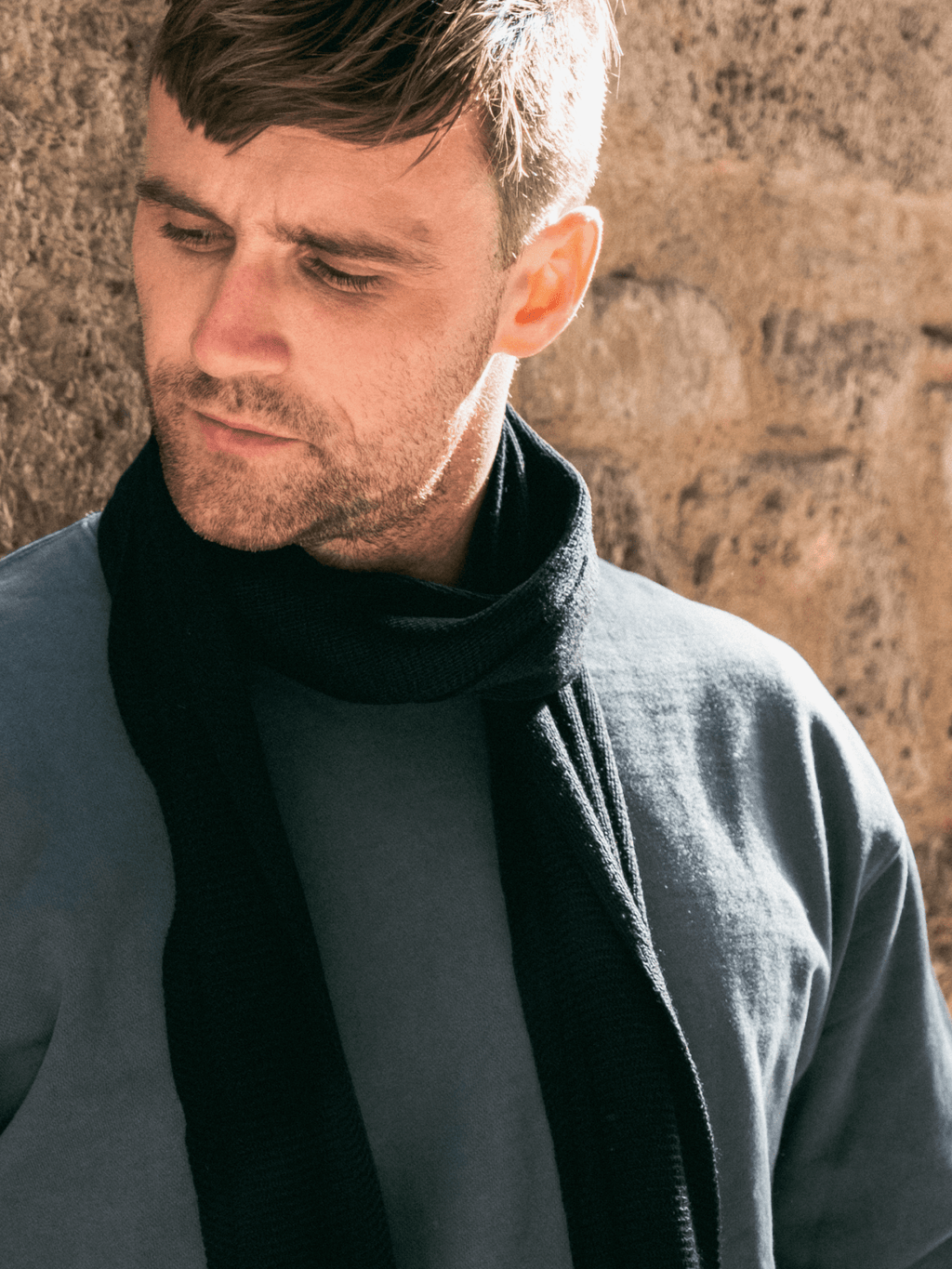 Écharpe en laine noir - Pierrot