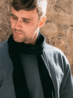 Écharpe en laine noir - Pierrot