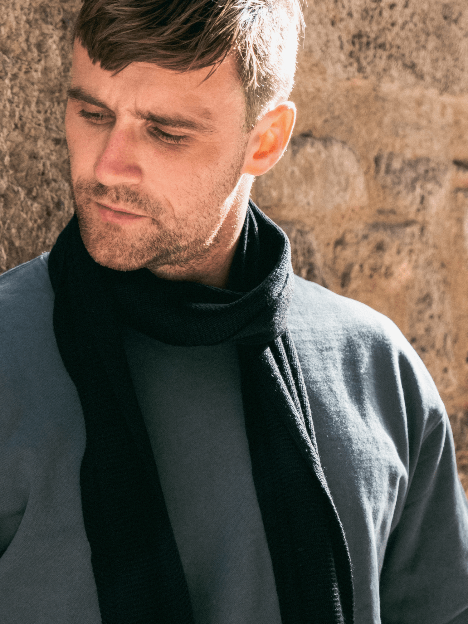 Écharpe en laine noir - Pierrot